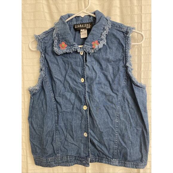 Signature By Jerell Denim Vest Women’s Medium Blue Embroidered Cotton - Picture 1 of 7